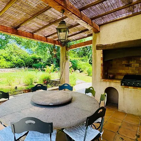 Hacienda Provençale- Piscine, Pétanque Et Plenitude * Saint-Jeannet (Alpes-Maritimes)